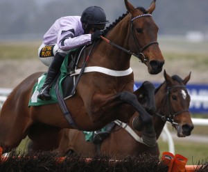 Champagne Express and Nico de Boinville heading to victory at Chepstow